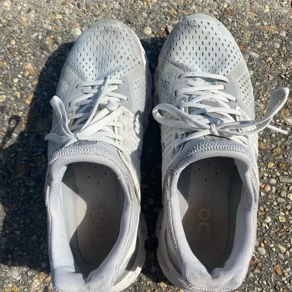 On Cloudswift Running Light Gray Athletic Shoes Women’s Size 8.5 - Picture 7 of 11